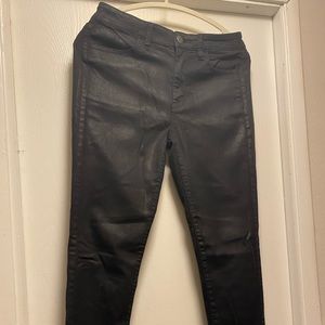 AE Black Shiny Coated Skinny Jeans short